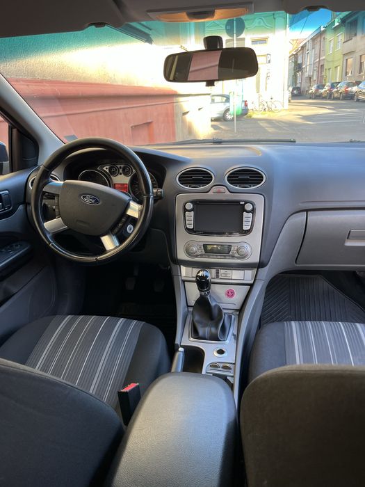 Ford Focus 2011 1.6