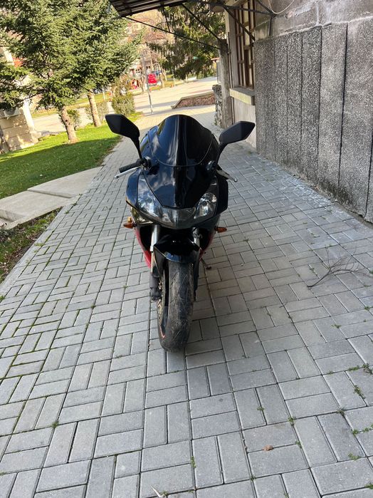 Honda cbr 954rr fireblade