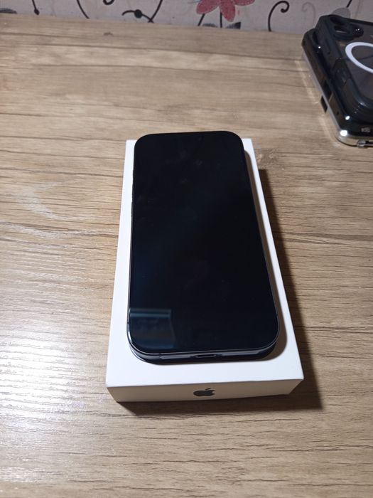 Продам новый iphone 17