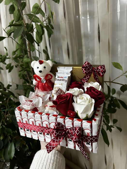 Aranjament dulciuri dragobete si martie