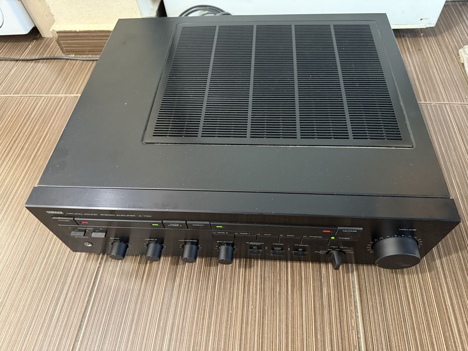 Yamaha A-700 Качествен стерео усилвател