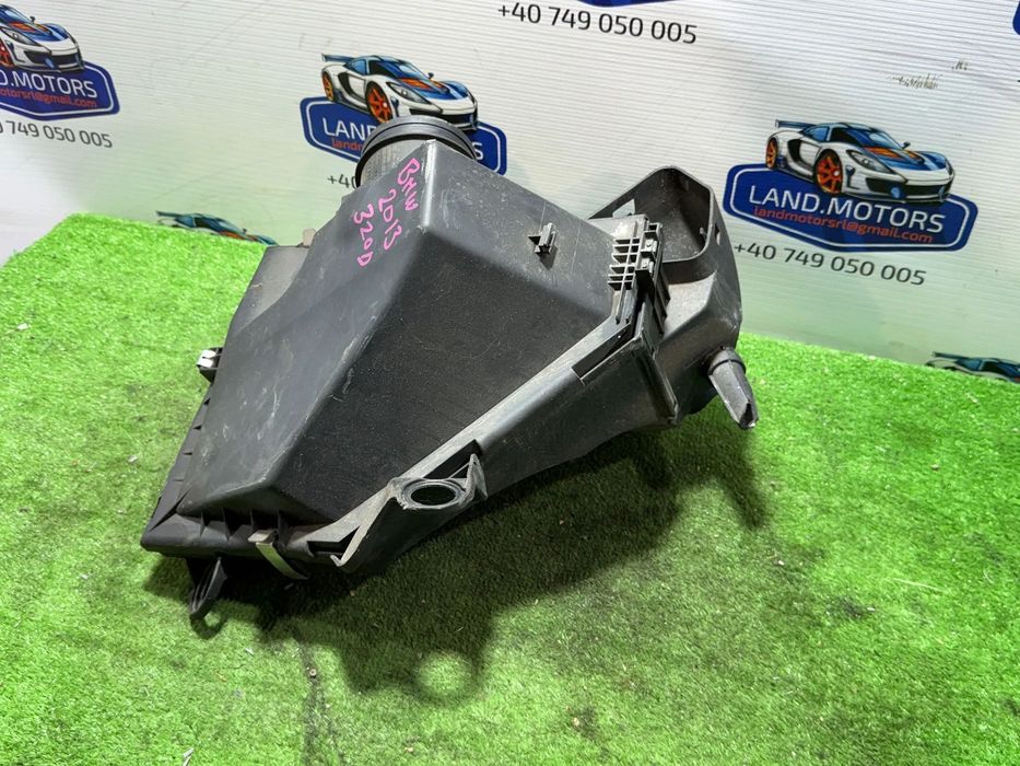 CARCASA FILTRU AER BMW E93 320D 2013 2.0 DIESEL COD OEM 8506409 / 303457995 / 13718512599 / 8512599 / DECAPOTABILĂ (CABRIOLET) 2005-2013