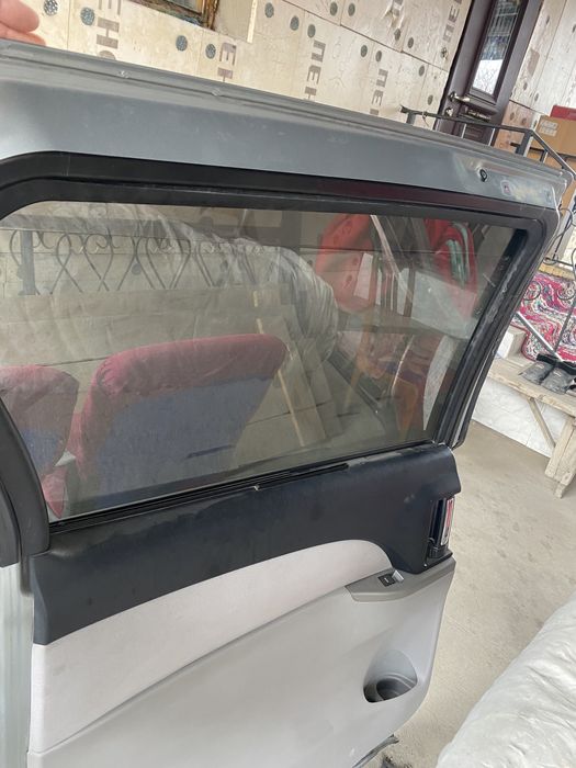 Дверь боковая тойота естима