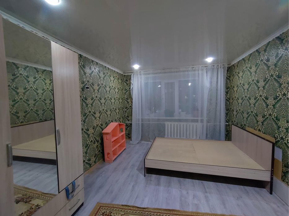 Продаю квартиру на катаева 33