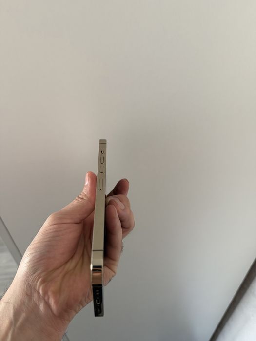 Продам Iphone 13 про мах