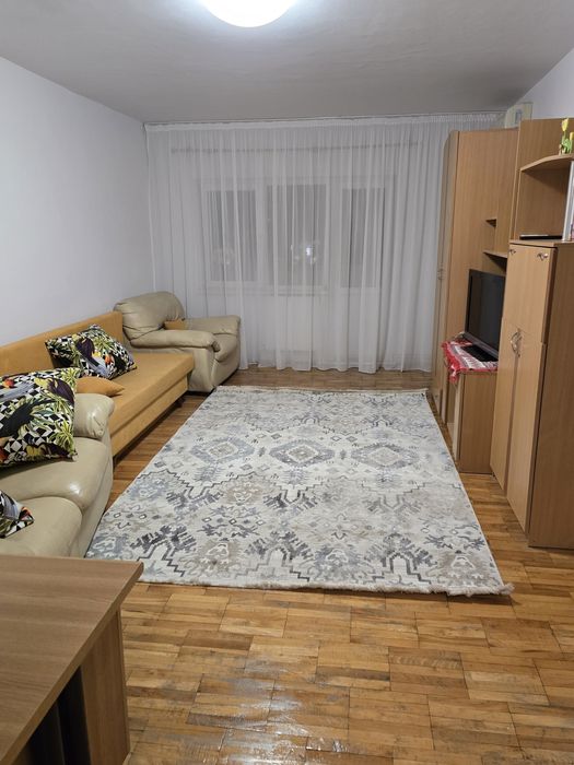 Inchiriez apartament 2 camere Mamaia/spitalul Militar Constanta