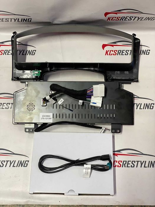 Панель приборов Андроид Land Cruiser 200