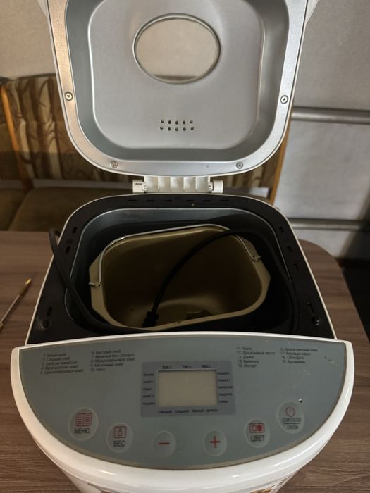 Хлебопеч и тестомес отличного качетва