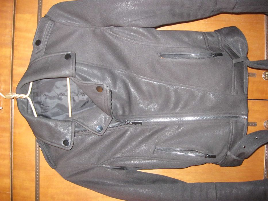 Куртки и джинсовка на школьницу