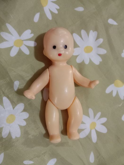 Кукла ГДР советских времён