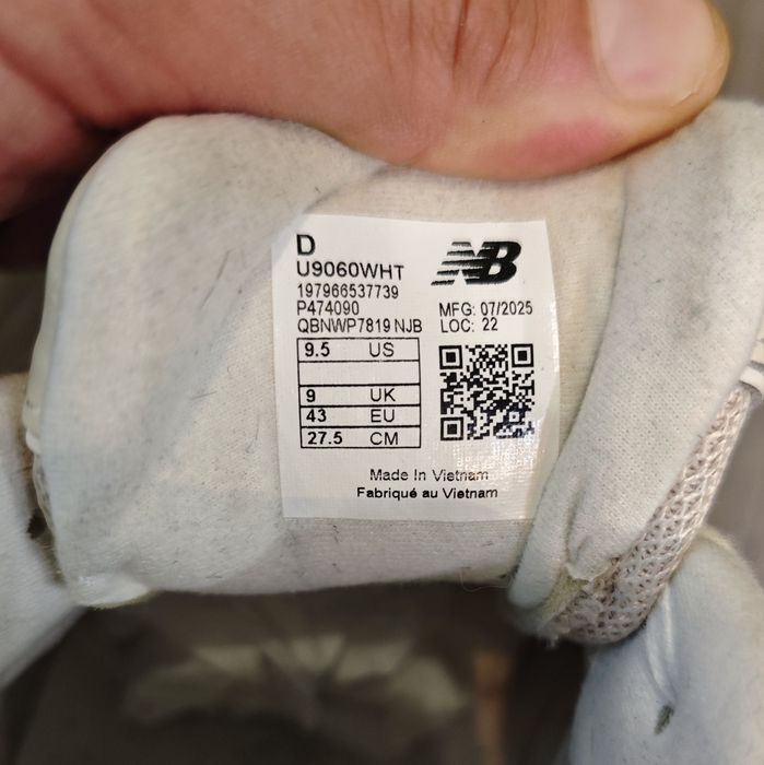 New Balance 9060 номер 43