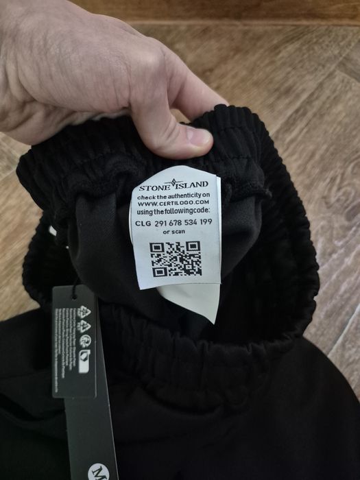Продам шорты Stone Island