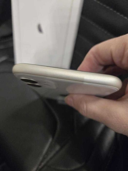 iPhone 11 128GB !ЧИСТО НОВ!
