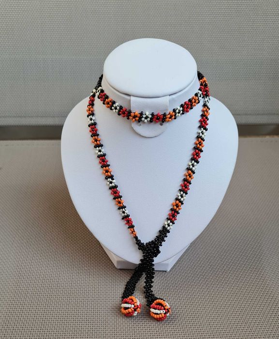 Cravate, brâuri,coliere