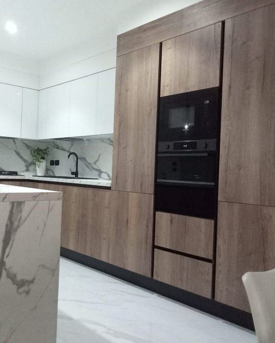 Mobila de bucatarie la comanda