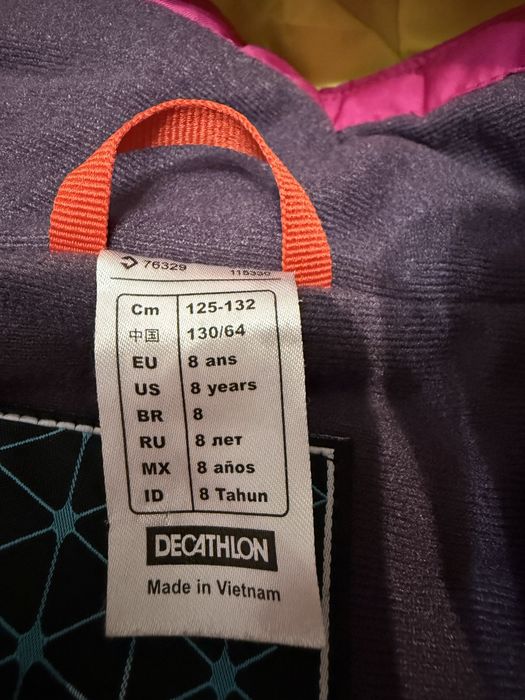Geaca ski Decathlon 132 cm 9 ani