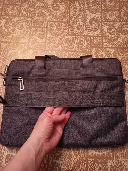 Продам сумку для планшета, макбука, ноутбука