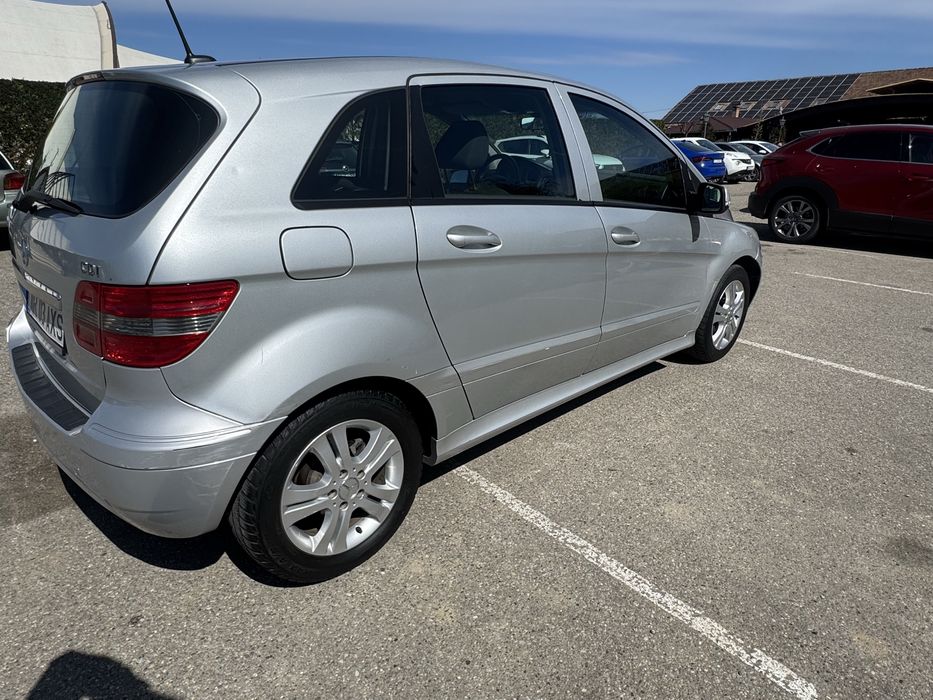 Autoturism  Mercedes-Benz