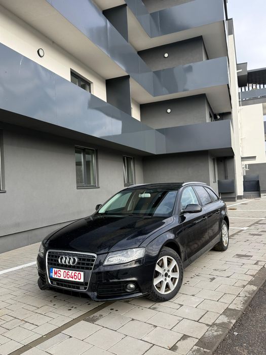 Vând Audi a 4,B.8