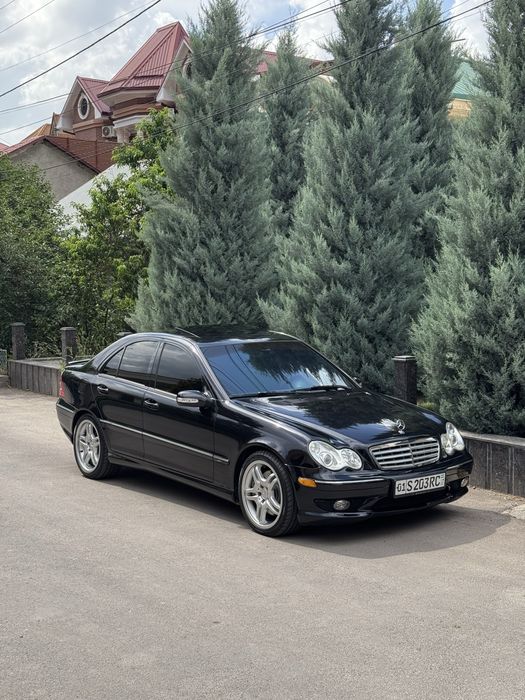 Mercedes W203 сотилади