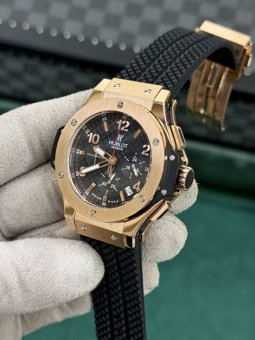 Hublot Big Bang 44mm King Gold Chronograph