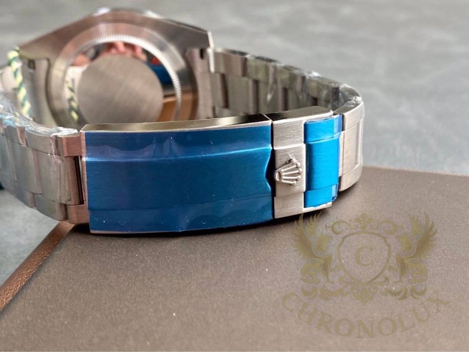 Часовник Rolex Submariner Starbucks