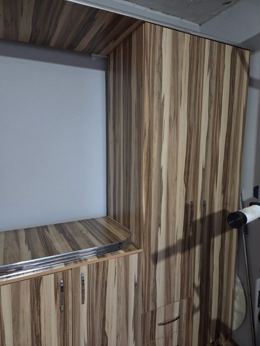 Продам  шкаф  б/у