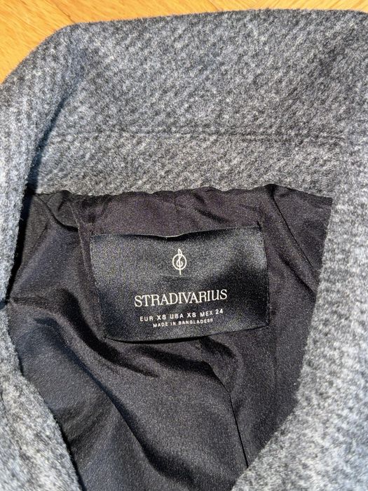 STRADIVARIUS тъмно сиво бомбър яке