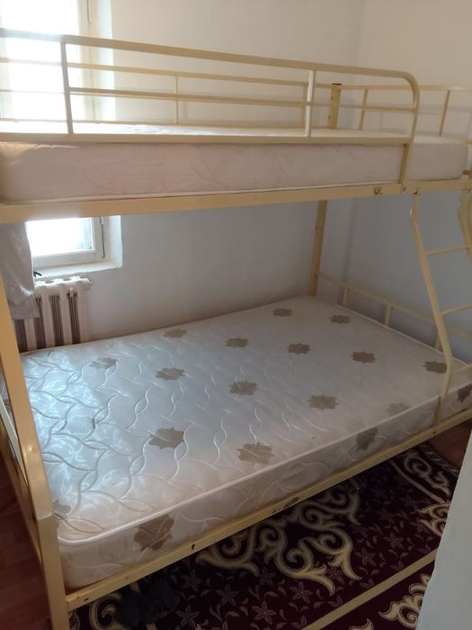 Двухярусная кровать