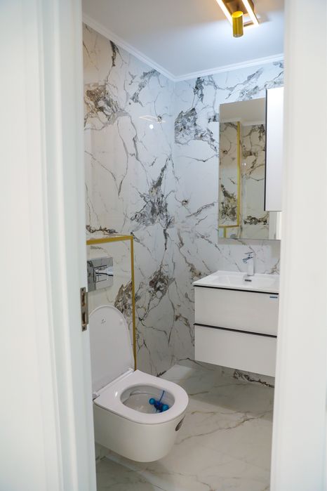 Apartament 4 camere de vanzare