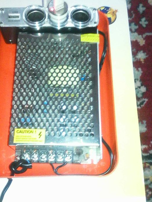 Sursa alimentare 12 V,10 A,cc,cu o tripla auto