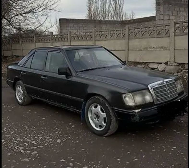 Мерседес 124 е 260 на разбор