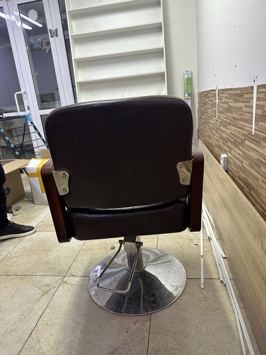 Кресло парикмахер