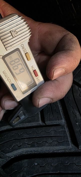 Гуми 2бр 215/40/17 -1бр - 70 евро