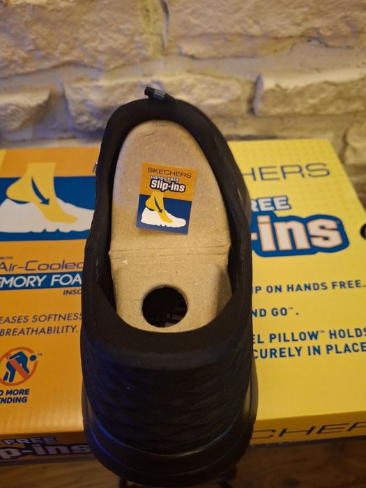 Adidași skechers mărimea 40