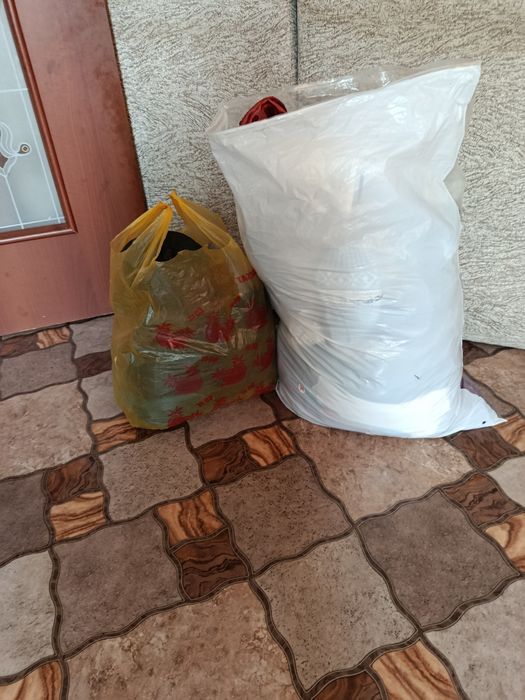 Отдам вещи даром