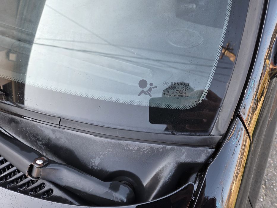 Vand Renault Symbol  2007 1.4 Benzina 62.000 Km cu consum foarte mic!