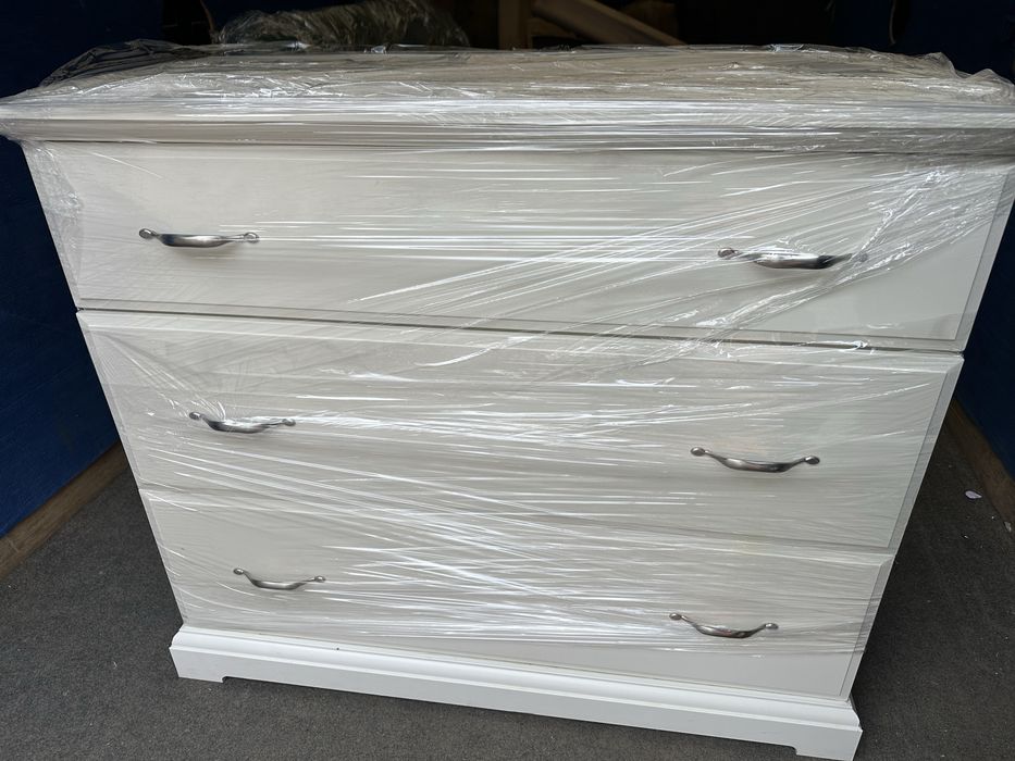 Продам диван в хорошем состояние