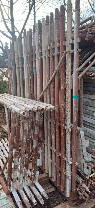 Vand schela metalica Italia si Spania sau inchiriez