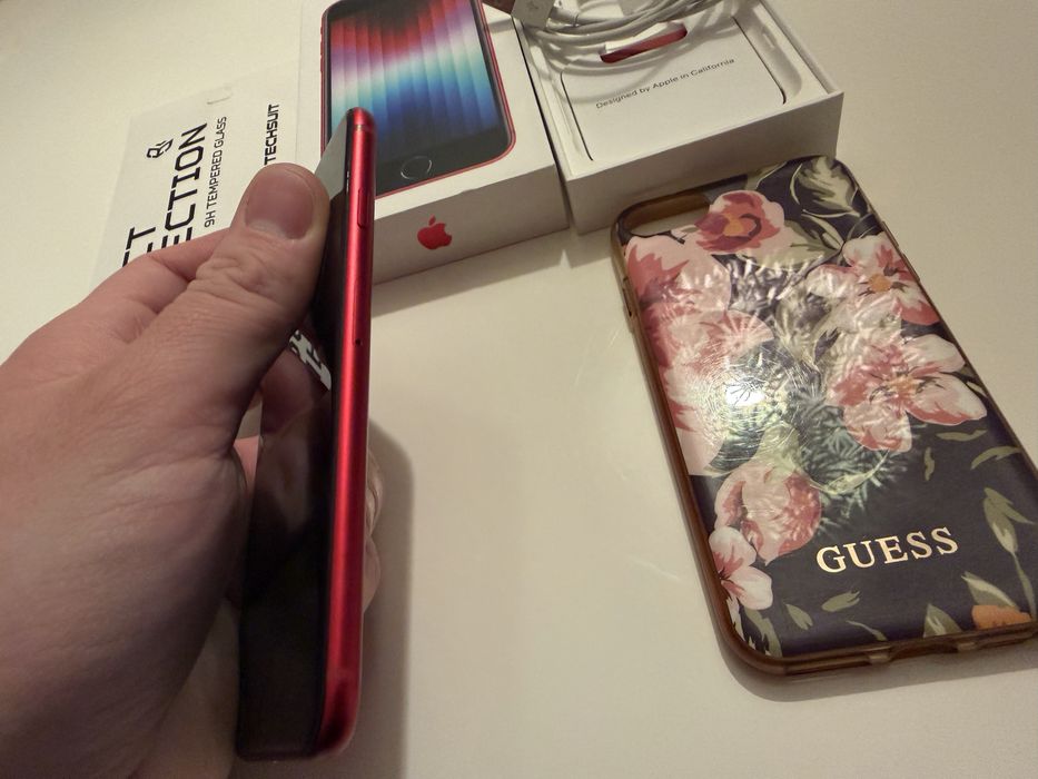 IPhone SE 3 64Gb Product RED impecabil, full cutie Alba Iulia • OLX.ro