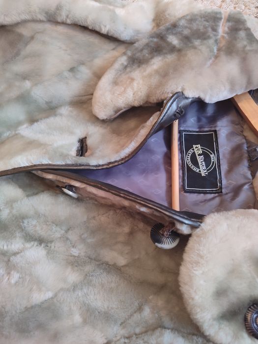 Продам шубу натуральную