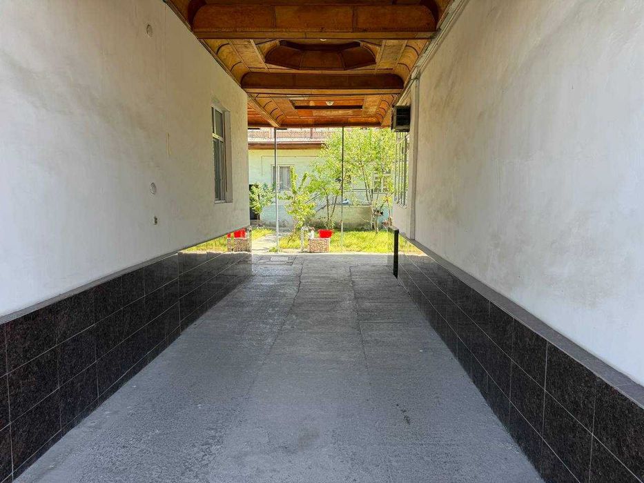 СРОЧНО!! Продается участок в Яшнабаде 6 соток 5 ком улица Киргизбойота