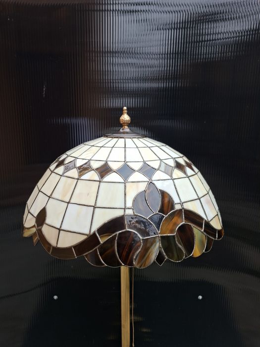 Lampadar stil Tiffany