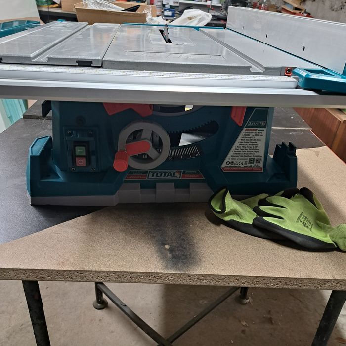 настолен циркуляр