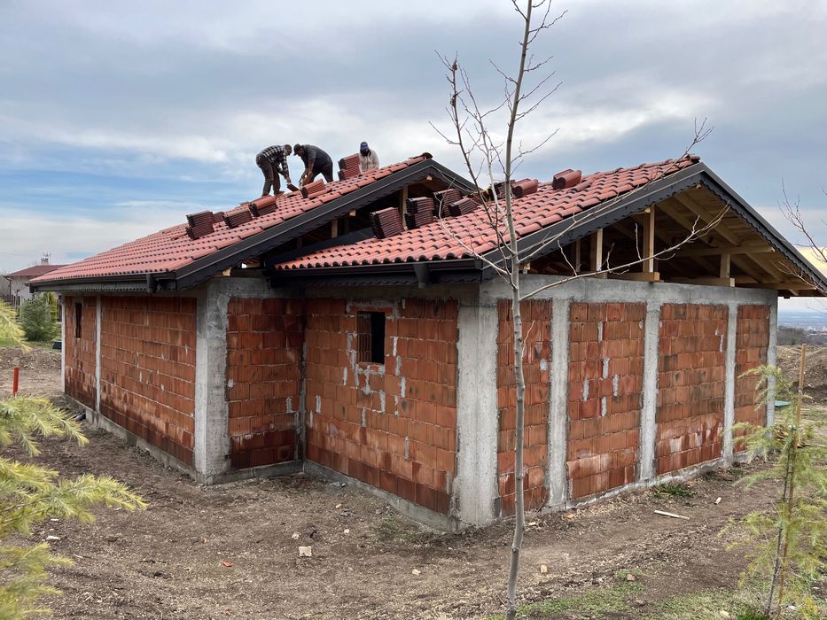 Ремонт на Покриви,Хидроизолация,улици,капандури,обшивки и др.