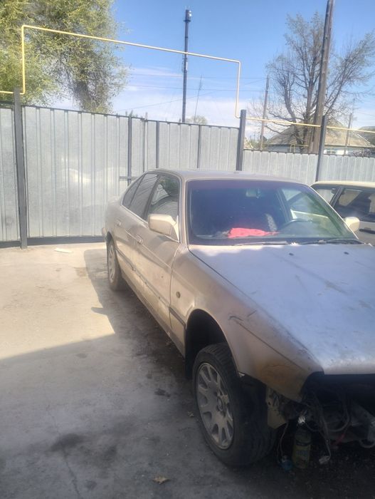 Продам БМВ 520 без мотора