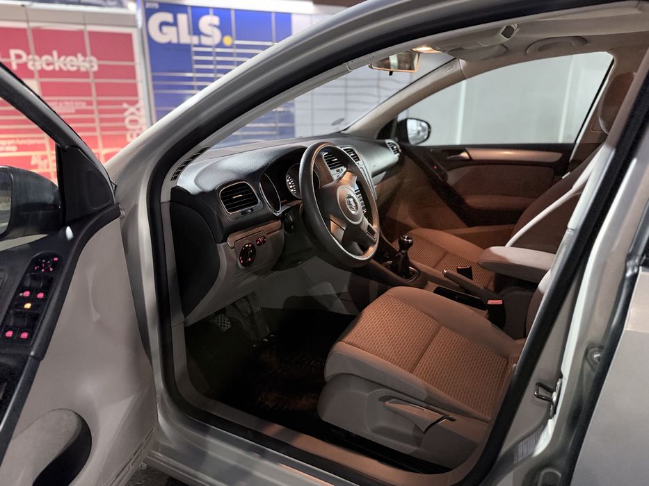 VOLKSWAGEN Golf 2012 — imagine 5