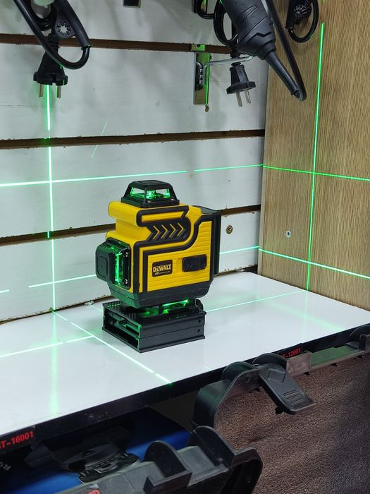 4Д Лазер уровен (4D lazer 360°) (Makita, Dewalt)
