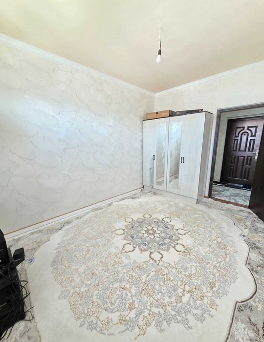 Yangi choshtepa 7 etajli domlardan 2 xonali uy sotiladi