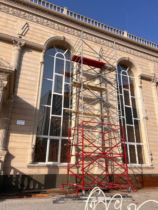 В продаже стоительные леса